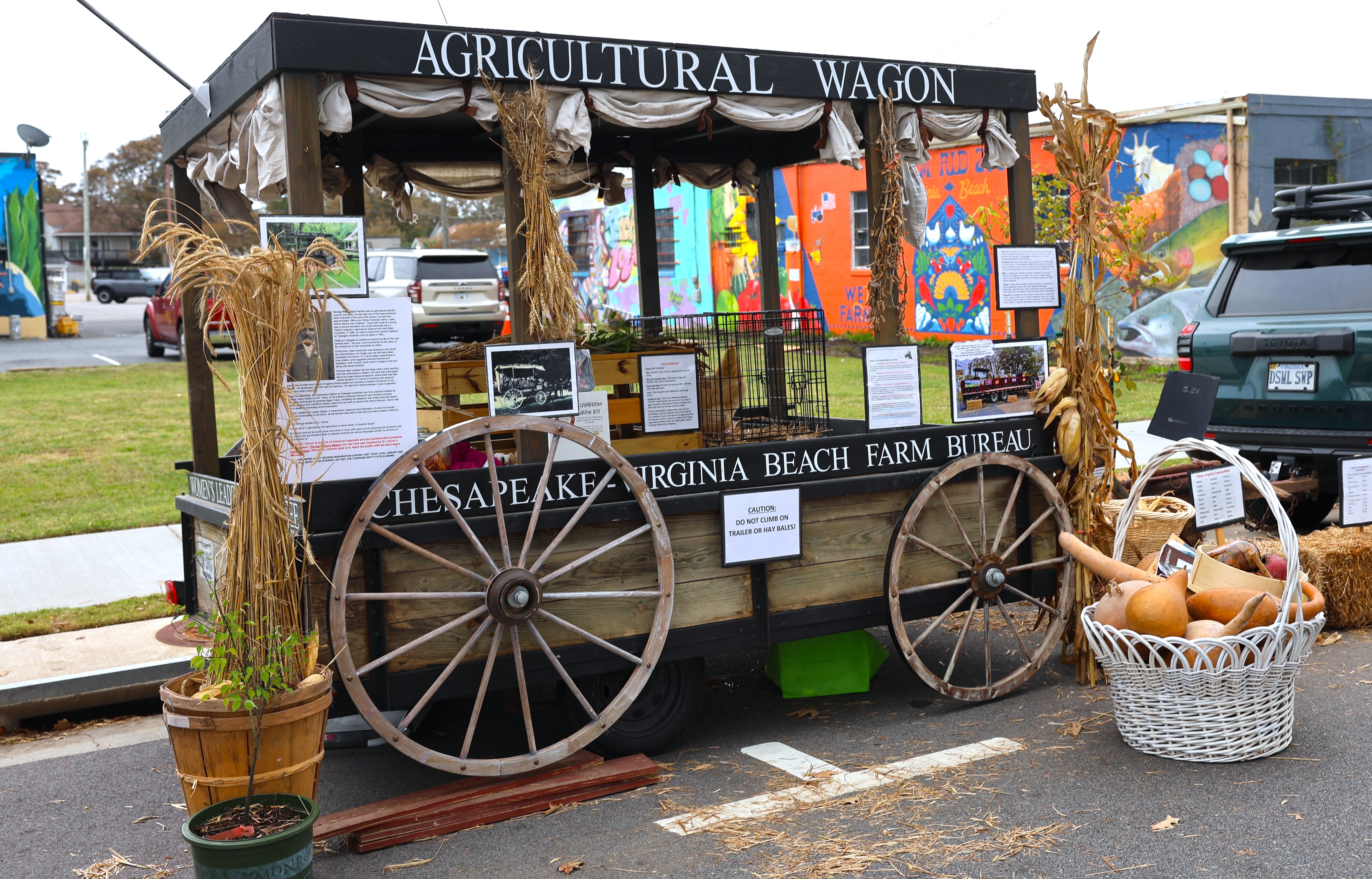 Old Beach Farmers Market in Virginia Beach, Va., October 2026. Photo by Bill Motchan.