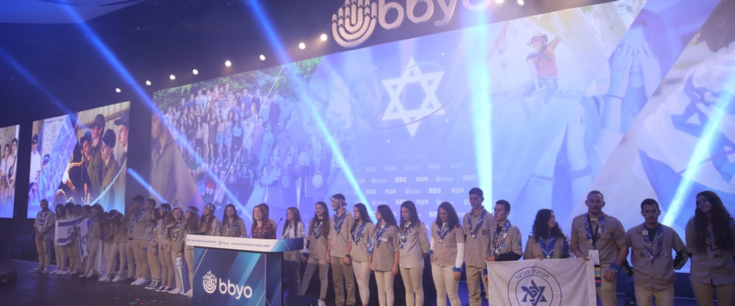 The Israeli delegation leads attendees in singing Israel's national anthem “Hatikvah” at the BBYO International Convention in Dallas, February 2020. Photo by Jason Dixson Photography.