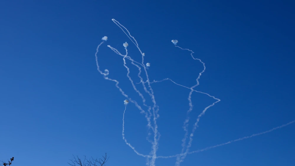 Israeli anti-missile system intercept rockets fired from Lebanon