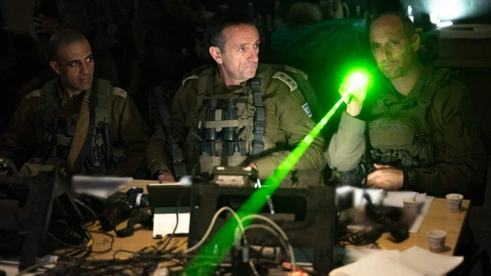 DF Chief of Staff Lt. Gen. Herzi Halevi (center) visits soldiers of the Golani Brigade in Gaza City's Shejaia neighborhood, Dec. 16, 2023. Source: Twitter/X.