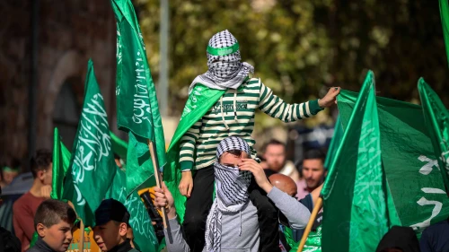 Palestinians rally in Hebron in support of Hamas, Dec. 8, 2023. Photo by Wisam Haslmaoun/Flash90.