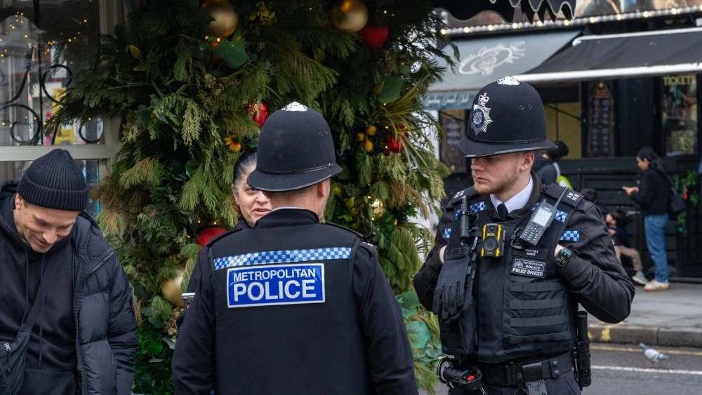 Metropolitan Police officers patrol London, December 2025. Credit: Courtesy of Metropolitan Police.