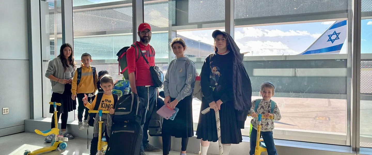 This family recently immigrated to Israel with the assistance of NGO La'aretz. Photo courtesy of La'aretz.