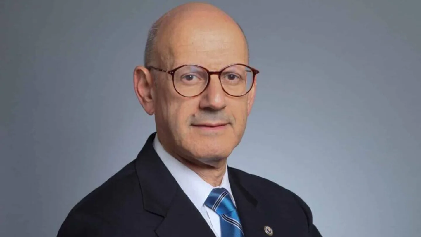 AEPi honors Daniel S. Mariaschin with the Arthur Teich Award for Distinguished Alumni Achievement