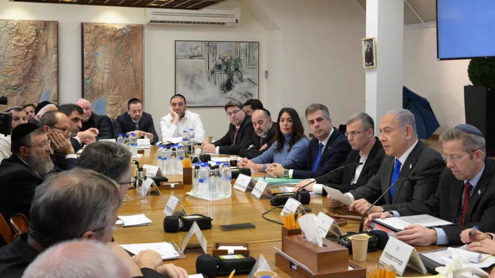 Prime Minister Benjamin Netanyahu at a Cabinet meeting at the Kirya military headquarters in Tel Aviv, Dec. 24, 2023. Photo by Amos Ben-Gershom/GPO.
