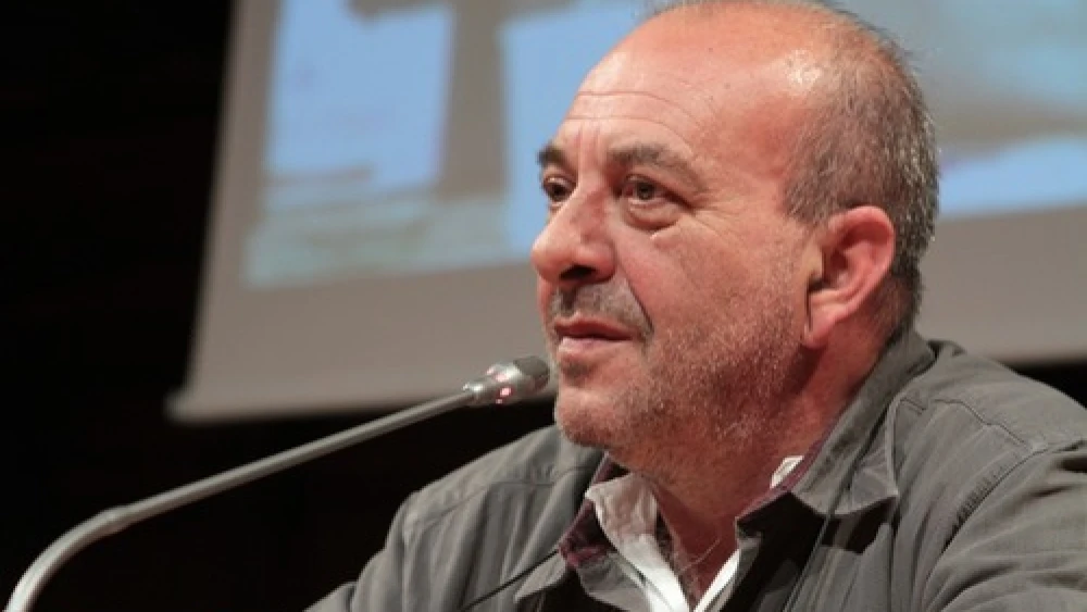 In 2008, cartoonist Vauro Senesi (pictured) published a caricature of parliamentarian Fiamma Nirenstein that depicted the Jewish-Italian politician in classic anti-Semitic fashion. When journalist Giuseppe Caldarola accused Senesi of anti-Semitism, Senesi sued. Credit: International Journalism Festival.