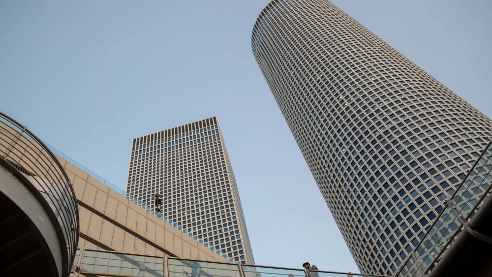 The Azrieli towers in Tel Aviv, Jan. 8, 2024. Photo by Miriam Alster/Flash90.