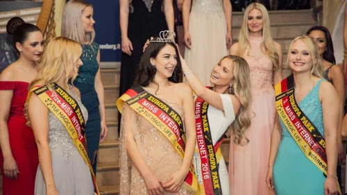 Tamar Morali, the first German Jewish winner of Miss Internet, January 2018. Source: Twitter.