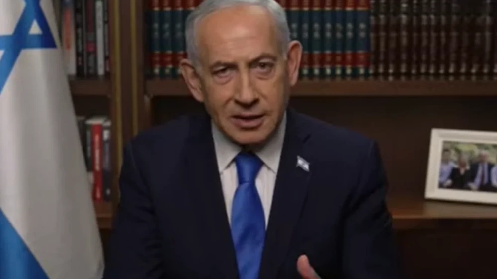El primer ministro israelí, Benjamin Netanyahu, hace una declaración a los medios de comunicación sobre el ataque de Estados Unidos e Israel a Irán, el 28 de febrero de 2026. Crédito: PMO.