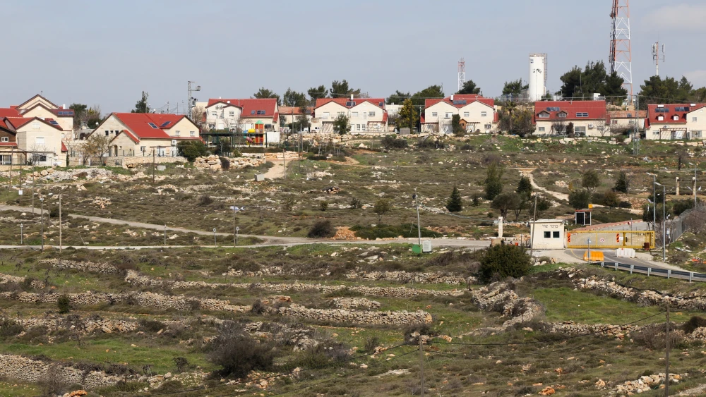 View of the Jewish settlement of Karmei Tzur in Judea near Hebron, which neighbors Givat Sorek. Credit: Gershon Elinson/Flash90.