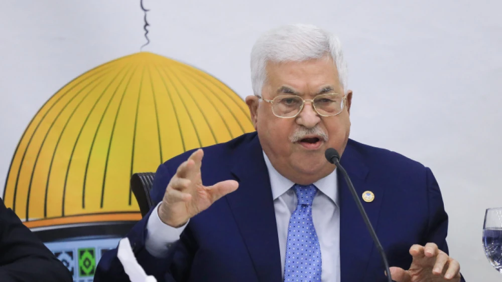 P.A. leader Mahmoud Abbas speaks at a Fatah meeting at the Palestinian Presidential Office in Ramallah, Dec. 18, 2019. Credit: Flash90.