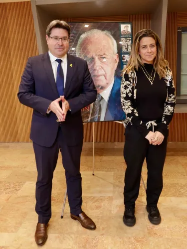 Ofir Akunis Noa Rothman