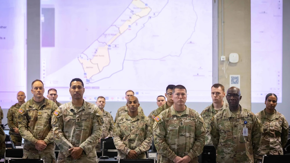 US troops at the Civil-Military Coordination Center in Kiryat Gat during Secretary of State Marco Rubio's visit on Oct. 24, 2025. Photo by Olivier Fitoussi/POOL.