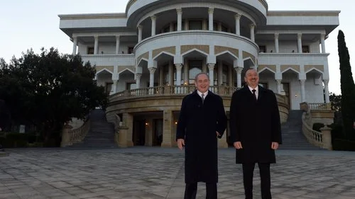 Israeli Prime Minister Benjamin Netanyahu and Azerbaijani President Ilham Aliyev meet in Baku, Dec. 13, 2016. Photo by Haim Zach/GPO.