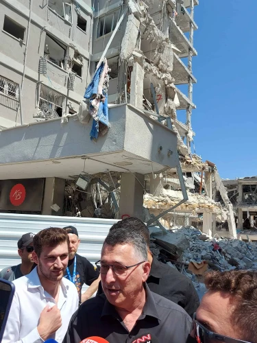 Foreign Minister Gideon Sa'ar talks to journalists in Bat Yam, three days after an Iranian missile struck the city, June 18, 2025. Photo by Steve Linde.