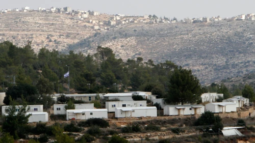 Caravans in the Israel community of Neve Tzuf (Halamish). Jan. 2, 2011. Photo by Miriam Alster/Flash90.