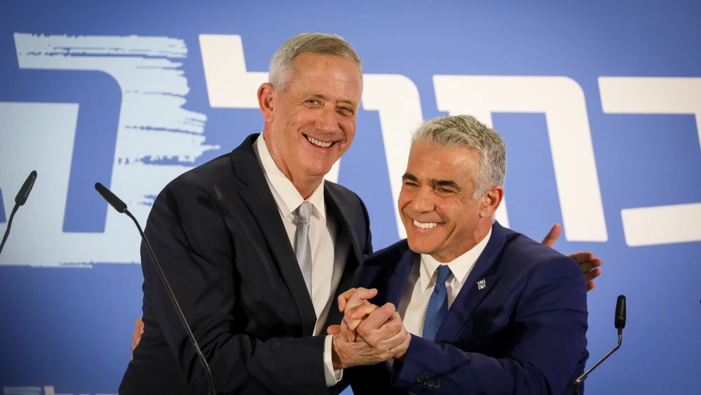 Benny Gantz and Yair Lapid of the Blue and White Party make a joint a statement in Tel Aviv on Feb. 21, 2019. Photo by Noam Revkin Fenton/Flash90.