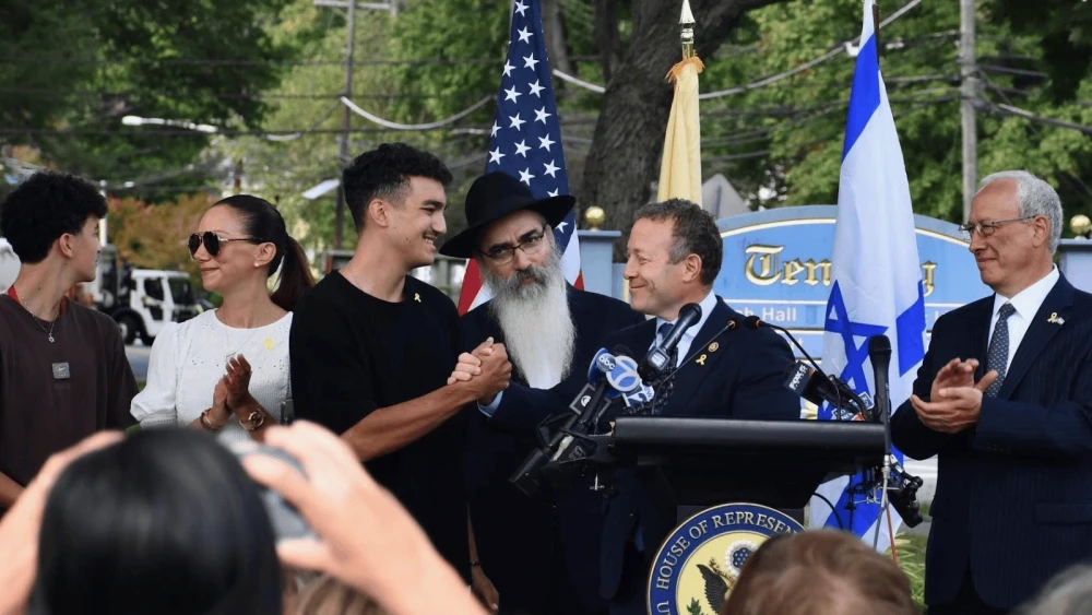 Josh Gottheimer, Edan Alexander