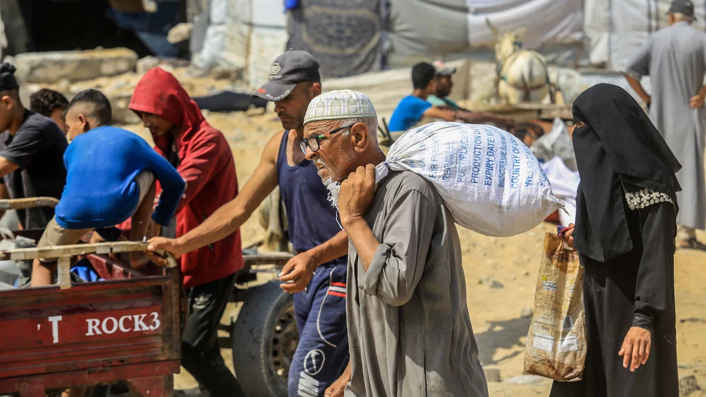 Palestinians Gaza Food Aid