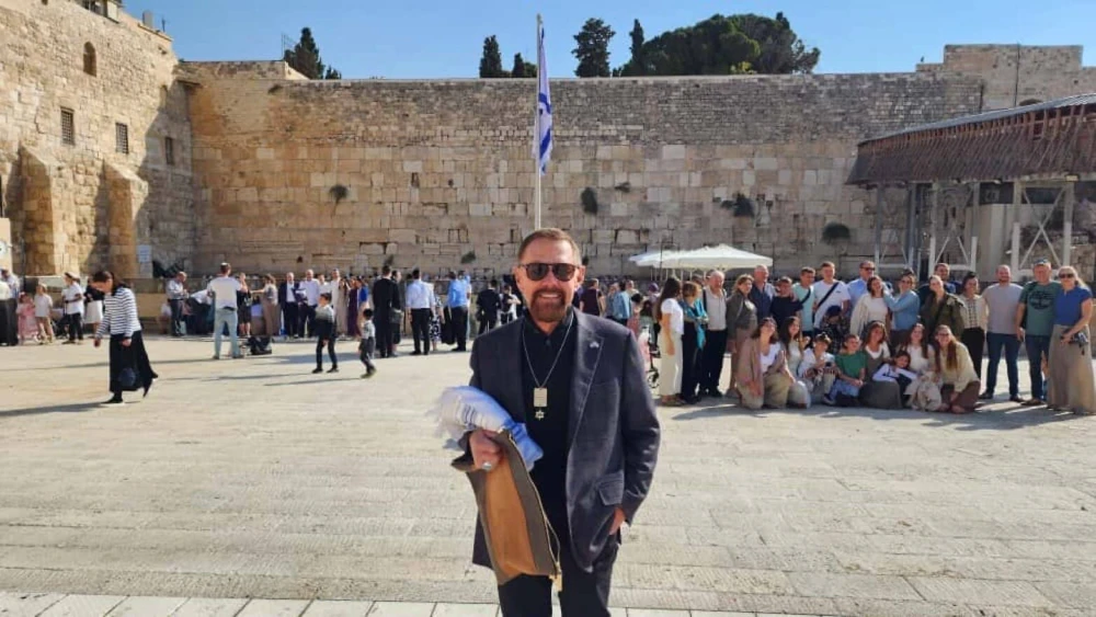 American Pastor Larry Huch at the Western Wall in Jerusalem, Oct. 17, 2025. Credit: Courtesy.