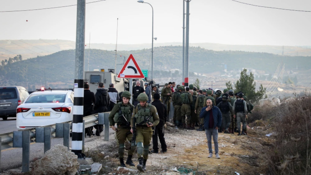 Israeli security and medical forces at the scene of an attempted stabbing attack at the Gush Etzion Junction on Jan. 2, 2020. Photo by Gershon Elinson/Flash90.