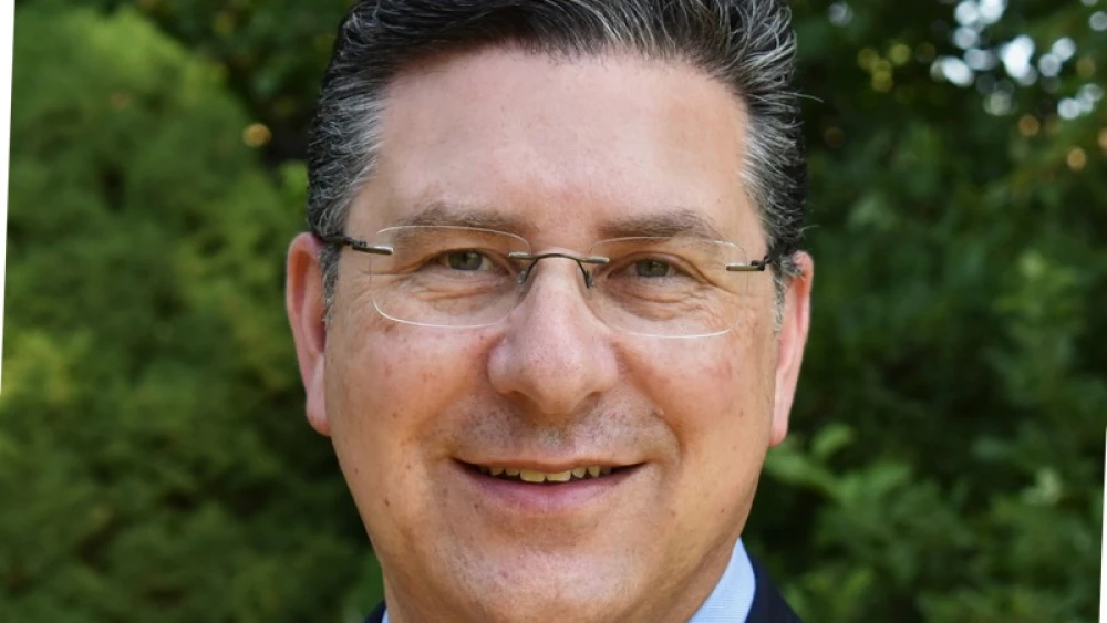 Ari E. Steinberg, senior vice president of development and planned giving 