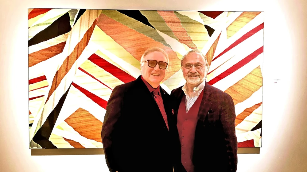 The author with Olivier Dassault at a recent art exhibit. Credit: Gabriel Erem.