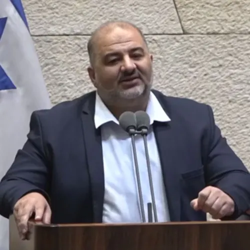 Ra'am Party leader Mansour Abbas gives a speech before the Knesset, June 13, 2021. Source: Twitter.