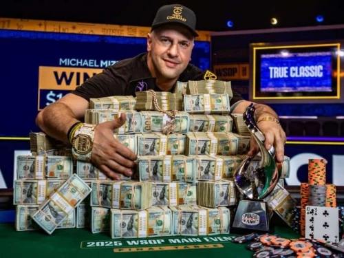 Michael Mizrachi wins the 2025 World Series of Poker No-Limit Hold'em Main Event title in Las Vegas, July 16, 2025. Credit: wsop.com.
