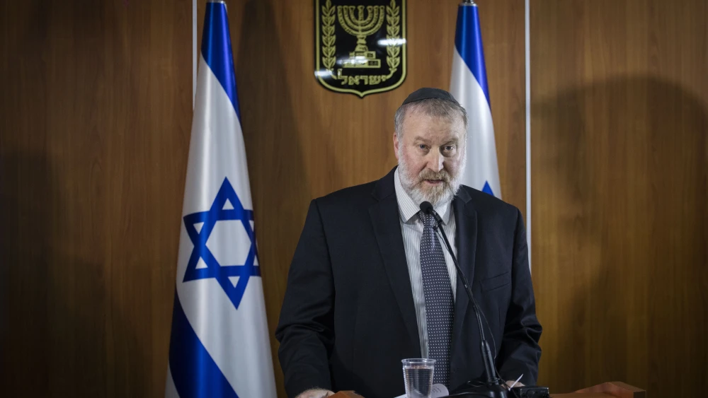 Israeli Attorney General Avichai Mandelblit holds a press conference at the Justice Ministry of Justice in Jerusalem, announcing his decision that Prime Minister Benjamin Netanyahu will stand trial. Nov. 21, 2019. Photo by Hadas Parush/Flash90.