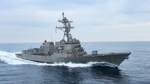 El USS Delbert D. Black en el golfo de México, 2020. Crédito: foto de la Marina de EE. UU., cortesía de HII, por Lance Davis, vía Wikimedia Commons.