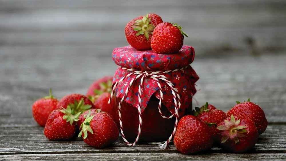 Strawberry Jam. Credit: Conger Design/Pixabay.