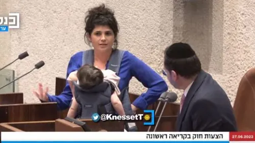 National Unity Party MK Sharren Haskel was asked to leave the Knesset podium with her baby, June 27, 2023. Source: Twitter.