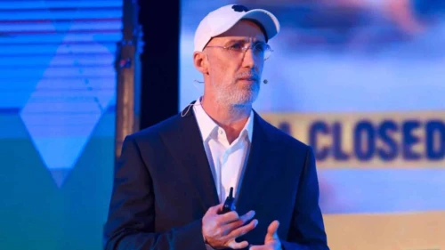 Yael Foundation co-founder Uri Poliavich speaks at the organization’s annual conference in Cyprus, Feb. 4, 2025. Credit: Yael Foundation.