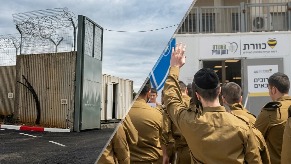 חיילים חרדים ליד חנות כוורת, משמאל: כלא 10