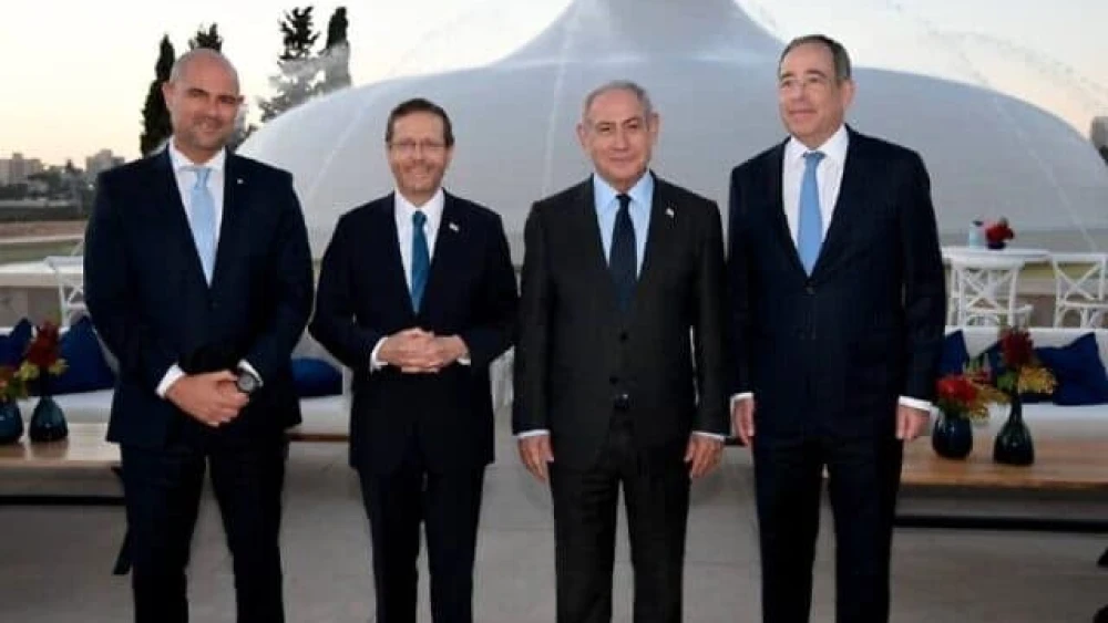 From left: U.S. Ambassador to Israel Thomas Nides, Israeli Prime Minister Benjamin Netanyahu, Israeli President Isaac Herzog and Knesset Speaker Amir Ohana, at an event marking the 247th U.S. Independence Day at the Israel Museum in Jerusalem, July 3, 2023. Credit: U.S. Embassy in Jerusalem.