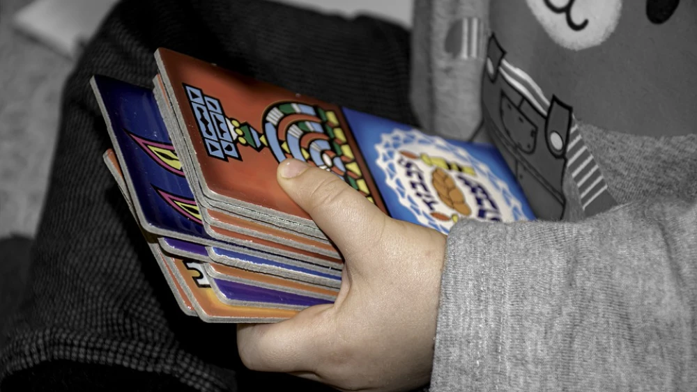 Hanukkah gifts. Credit: Pixabay.