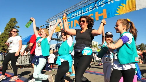 San Diego Unified School District Superintendent Cindy Marten (runner #2254, wearing black) participates in the Finish Chelsea's Run charity fundraiser. Credit: Paul Nestor.