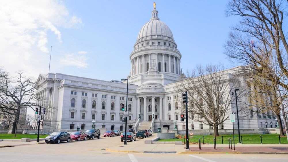 Wisconsin State Capitol building. Credit: UmFOTO/Shutterstock.