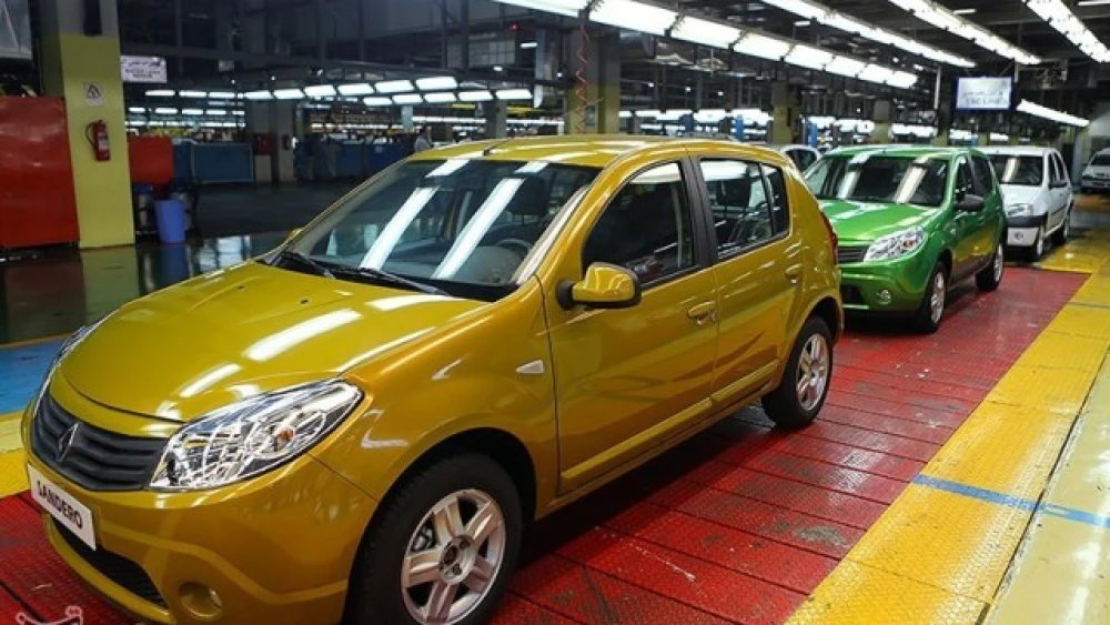 The Renault factory in Iran in 2016. Today, because of sanctions, the factory is searching for a joint venture with Russian automotive firms. Credit: Iran Press.