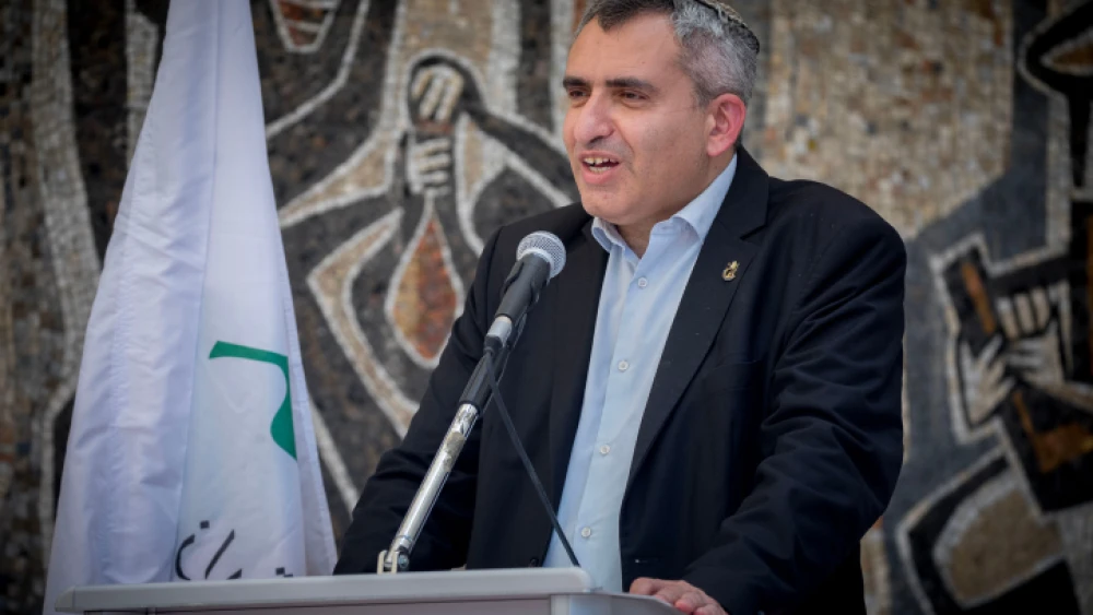 Ze'ev Elkin speaks on May 18 2020. Photo by Yonatan Sindel/Flash90