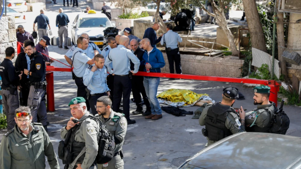 Police at the scene of a shooting attack near Lion's Gate in Jerusalem's Old City, on Feb. 6, 2020. Photo by Olivier Fitoussi/Flash90.