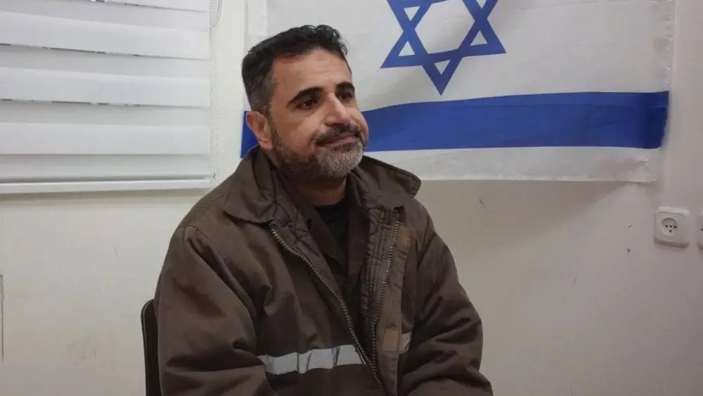 Ahmed Kahlot, director of Gaza's Kamal Adwan, confirming to an Israeli interrogator he also worked for Hamas. Credit: Shin Bet.