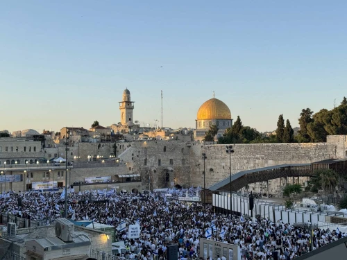 Praying together: Thousands of Jews celebrate Jerusalem Day at the Western Wall, June 5, 2024. Photo by Troy Osher Fritzhand.