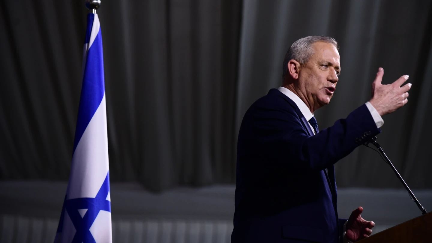 Head of Blue and White Party Benny Gantz holds a press conference at Kfar Maccabia on February 26, 2020. Photo by Tomer Neuberg/Flash90