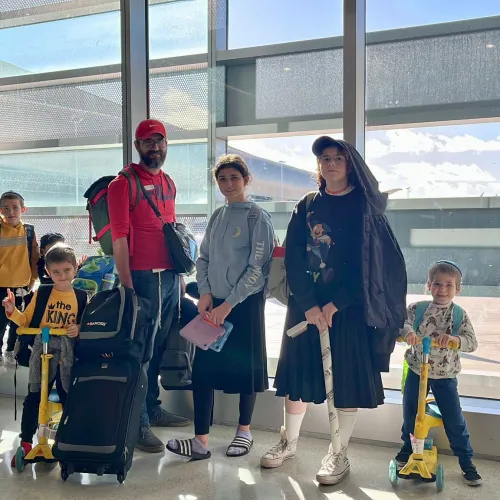 This family recently immigrated to Israel with the assistance of NGO La'aretz. Photo courtesy of La'aretz.