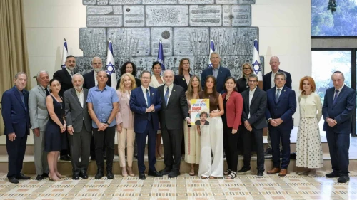 Israeli President Isaac Herzog hosts a meeting in Jerusalem with the parents of captive Alon Ohel, attended by a delegation from the Conference of Presidents of Major American Jewish Organizations, July 21, 2025. Photo by Maayan Toaf/GPO.