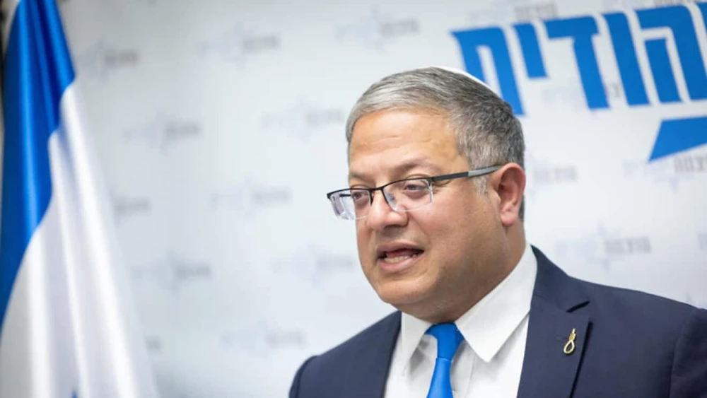Head of the Otzma Yehudit faction party Itamar Ben Gvir attends a faction meeting in the Israeli parliament on December 8, 2025. Photo by Chaim Goldberg/Flash90 *** Local Caption *** סיעת עוצמה יהודית כנסת בן גביר