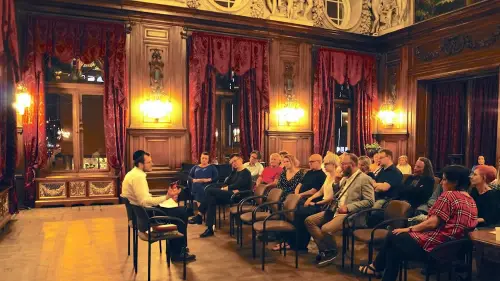 Rabbi David Szychowski gives a lecture on Jewish topics in Lodz, Poland, June 2019. Photo by Natalia Soral.