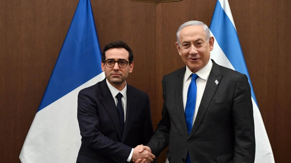Israeli Prime Minister Benjamin Netanyahu hosts French Foreign Minister Stéphane Séjourné in Jerusalem, Feb. 5, 2023. Photo by Haim Zach/GPO.
